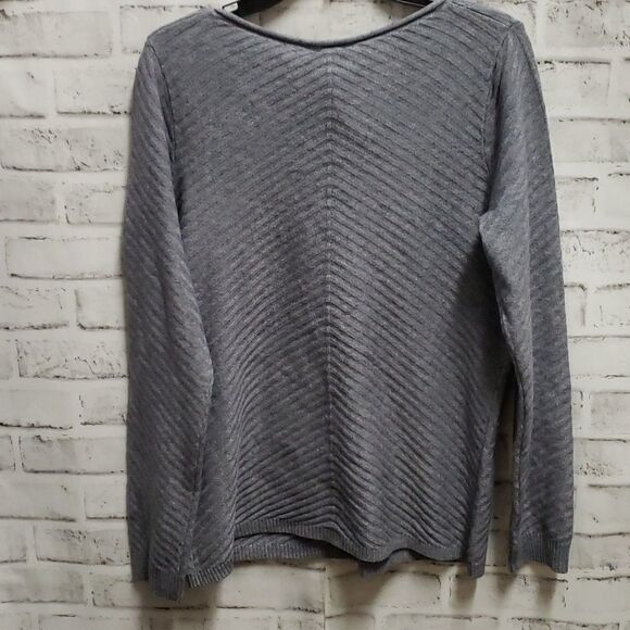 Devotion by cyrus sweater - Picture 4 of 4